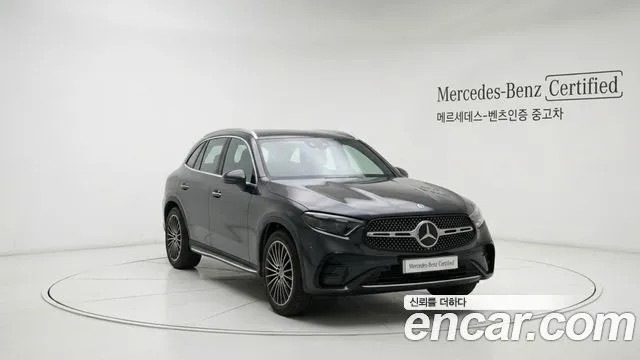 Mercedes-Benz GLC-Class GLC300 4MATIC AMG Line