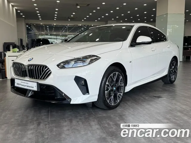 BMW 2-Series 220 M Sport Design