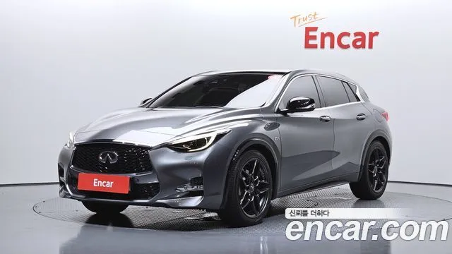 Infiniti Q30 2.0 Premium