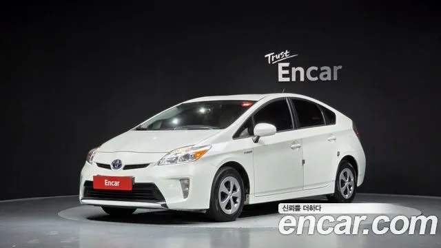 Toyota Prius 1.8 E