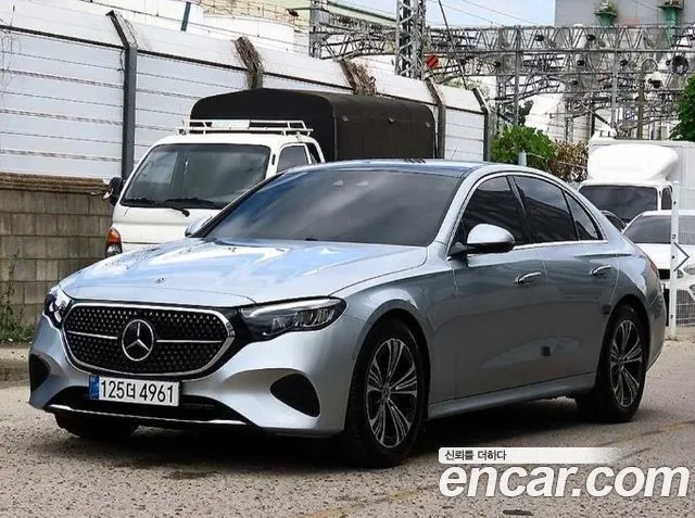 Mercedes-Benz E-Class E200 Avantgarde