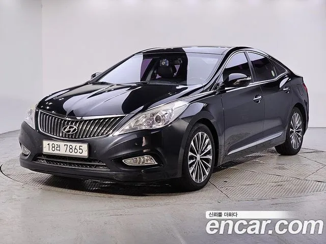 Hyundai Grandeur HG240 Modern