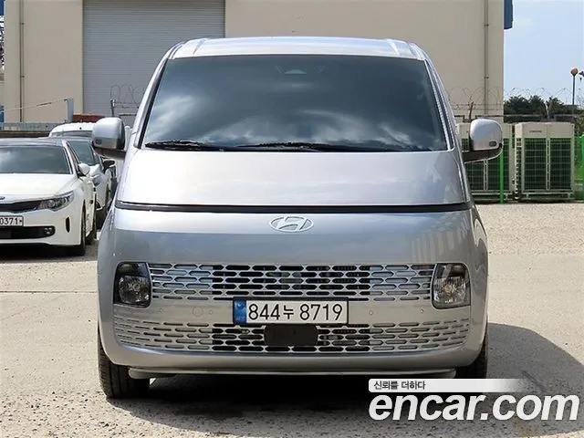 Hyundai Staria HEV 1.6 Cargo 5-Seater