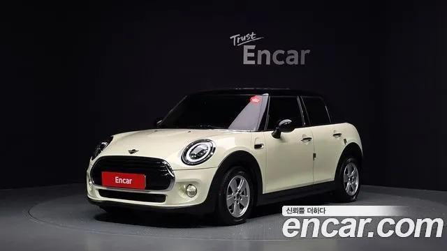 Mini Cooper 5Door Standard
