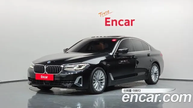 BMW 5-Series 520i Luxury