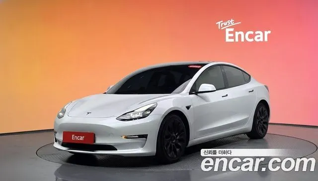 Tesla Model 3 Long Range AWD