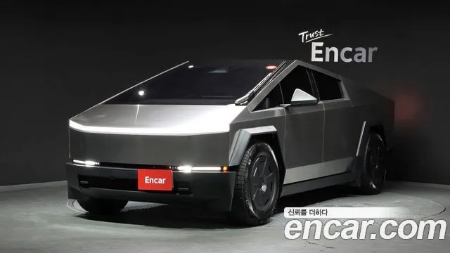Tesla Cybertruck Cyberbeast