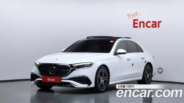 Mercedes-Benz E-Class E300 4MATIC AMG Line