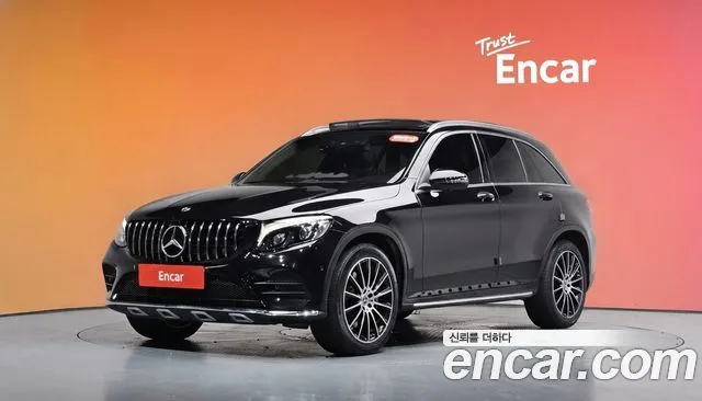 Mercedes-Benz GLC-Class GLC300 4MATIC AMG Line