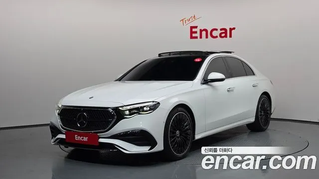 Mercedes-Benz E-Class E300 4MATIC AMG Line