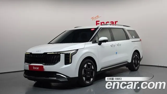 Kia Canival HEV 9seater Signature