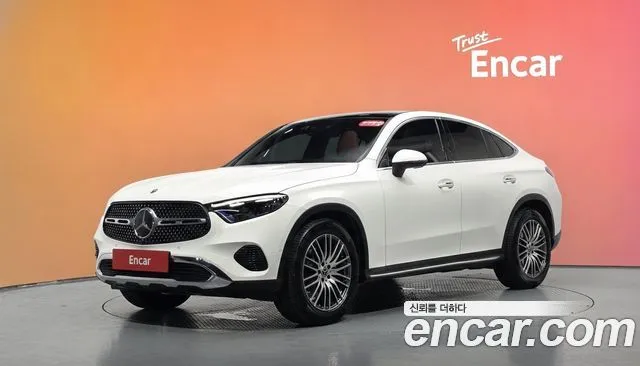 Mercedes-Benz GLC-Class GLC300 4MATIC Avnatgarde Coupe