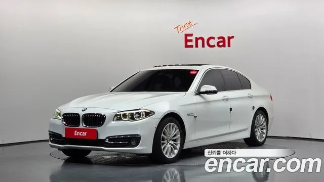 BMW 5-Series 528i Luxury