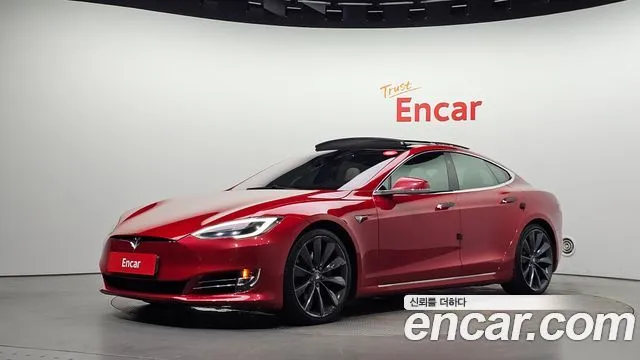 Tesla Model S 90D