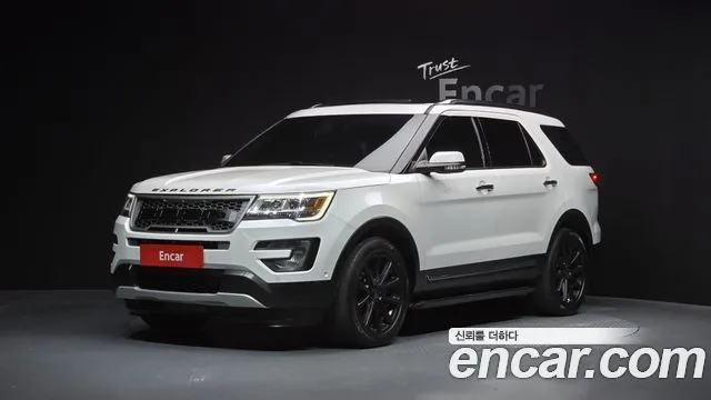 Ford Explorer 2.3 Limited 4WD