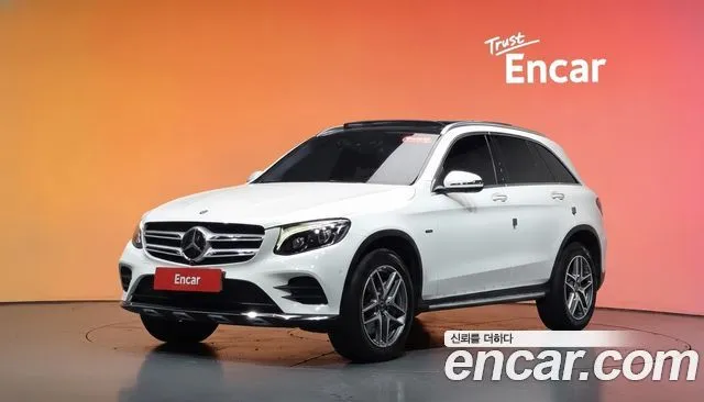 Mercedes-Benz GLC-Class GLC350e 4MATIC AMG Line