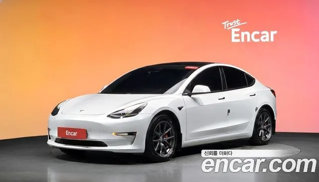 Tesla Model 3 Long Range AWD