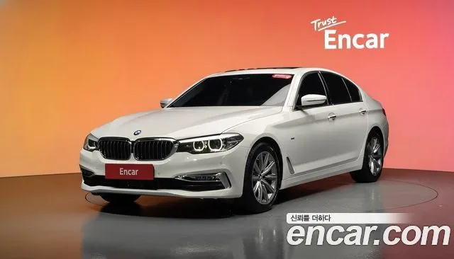 BMW 5-Series 520i Luxury