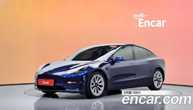 Tesla Model 3 Long Range AWD
