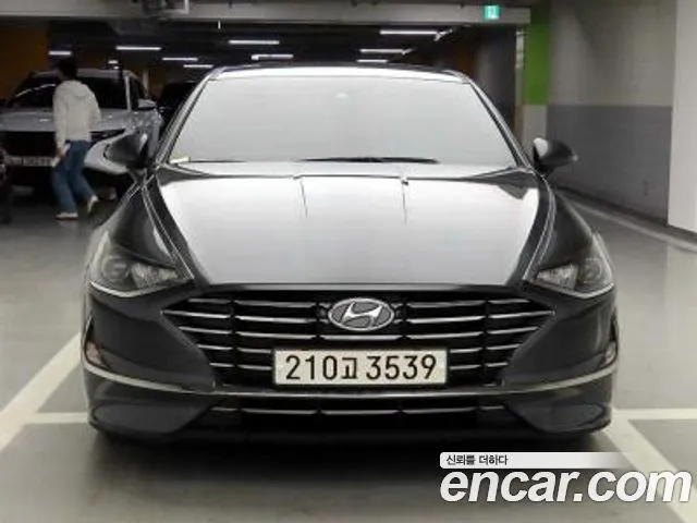 Hyundai Sonata 2.0 LPG(rental car)