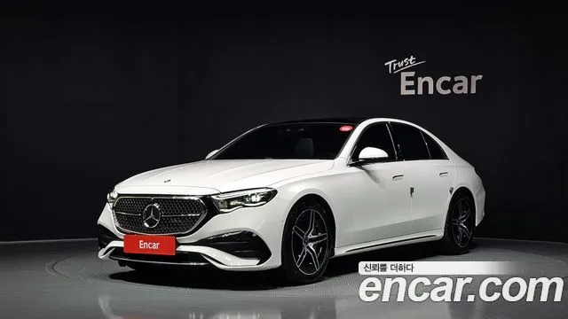 Mercedes-Benz E-Class E300 4MATIC AMG Line