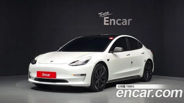 Tesla Model 3 Long Range AWD