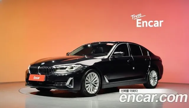 BMW 5-Series 520i Luxury
