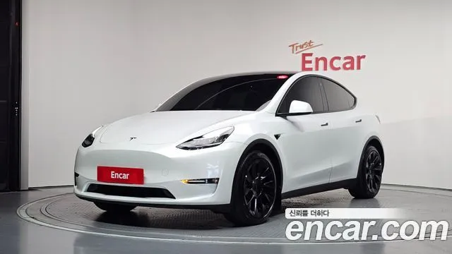 Tesla Model Y Long Range AWD