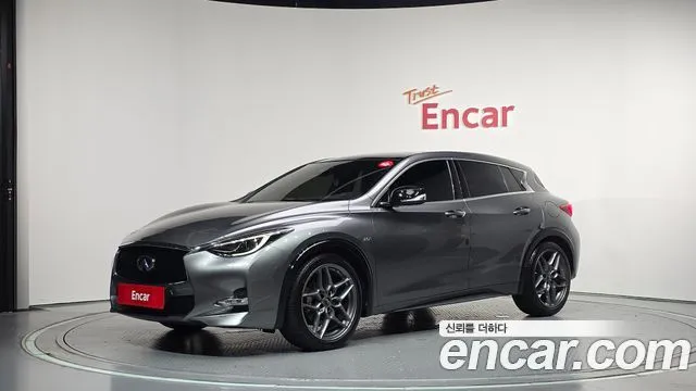 Infiniti Q30 2.0 Premium