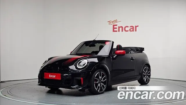 Mini Cooper Convertible JCW