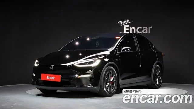 Tesla Model X Plaid