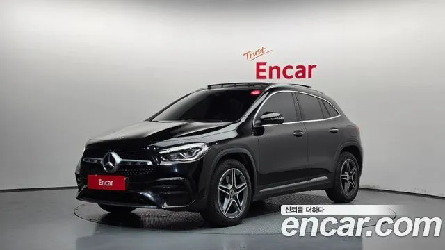 Mercedes-Benz GLA-Class GLA250 4MATIC