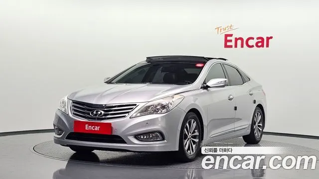 Hyundai Grandeur HG240 Luxury