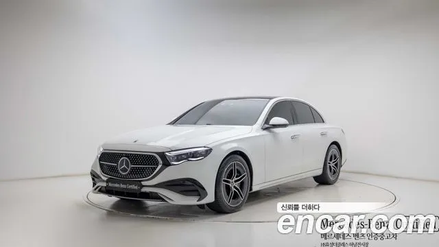Mercedes-Benz E-Class E300 4MATIC AMG Line