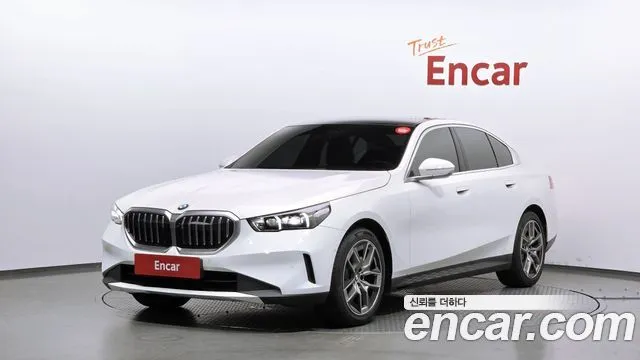 BMW 5-Series 520i