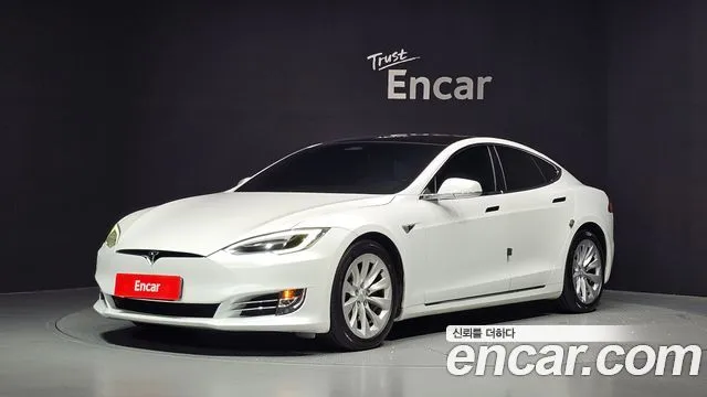 Tesla Model S Long Range