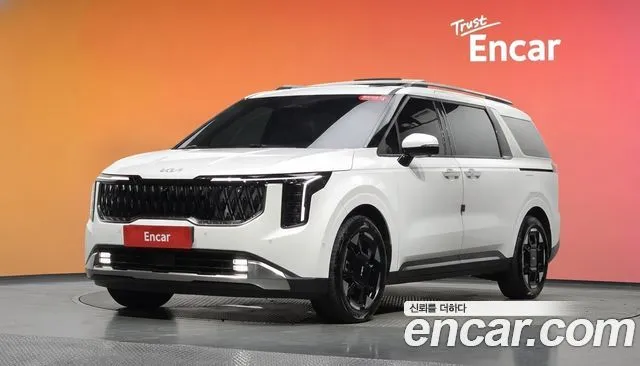 Kia Canival HEV 9seater Signature