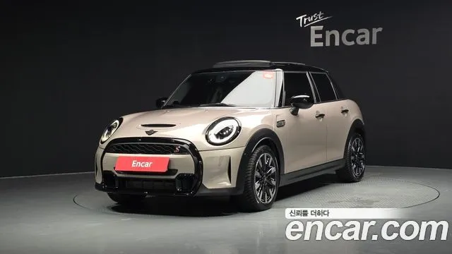 Mini Cooper 5Door Classic