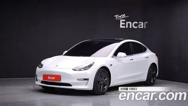 Tesla Model 3 Long Range AWD