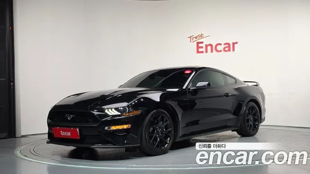 Ford Mustang Coupe