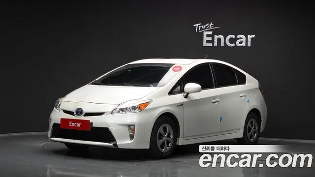 Toyota Prius 1.8 E