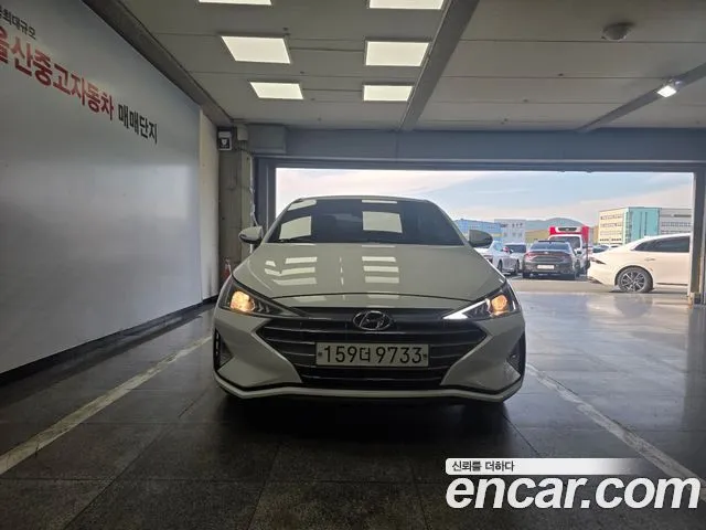 Hyundai AVANTE 1.6