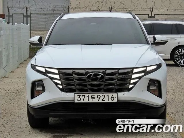 Hyundai Tucson Premium 2WD