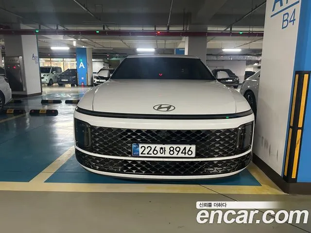 Hyundai Grandeur Caligraphy