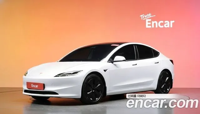 Tesla Model 3 Long Range AWD