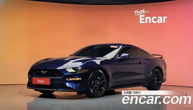 Ford Mustang Coupe