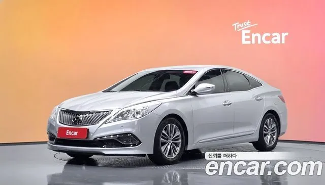 Hyundai Grandeur HG240 Modern