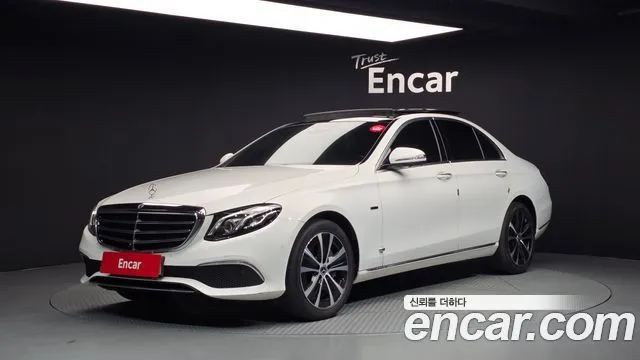 Mercedes-Benz E-Class E300e Exclusive