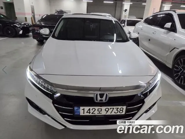 Honda Accord 2.0 Hybrid Touring