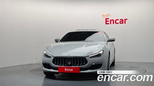 Maserati Ghibli 2.0 GT